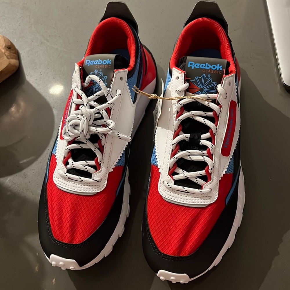 Reebok CL Legacy
